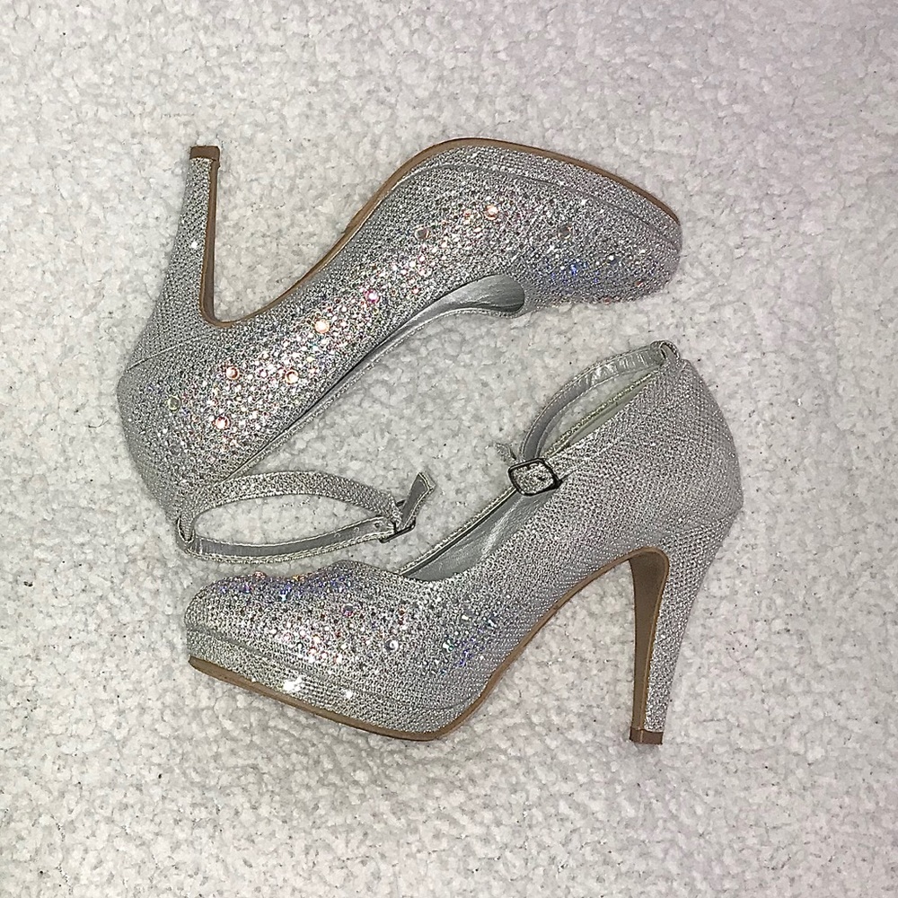 TOP Moda Sparkle Heels